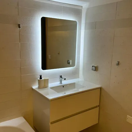Porte De Monaco, Duplex Avec Terrasse Et Parking Roquebrune-Cap-Martin