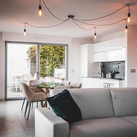 Porte De Monaco, Duplex Avec Terrasse Et Parking Lägenhet *
